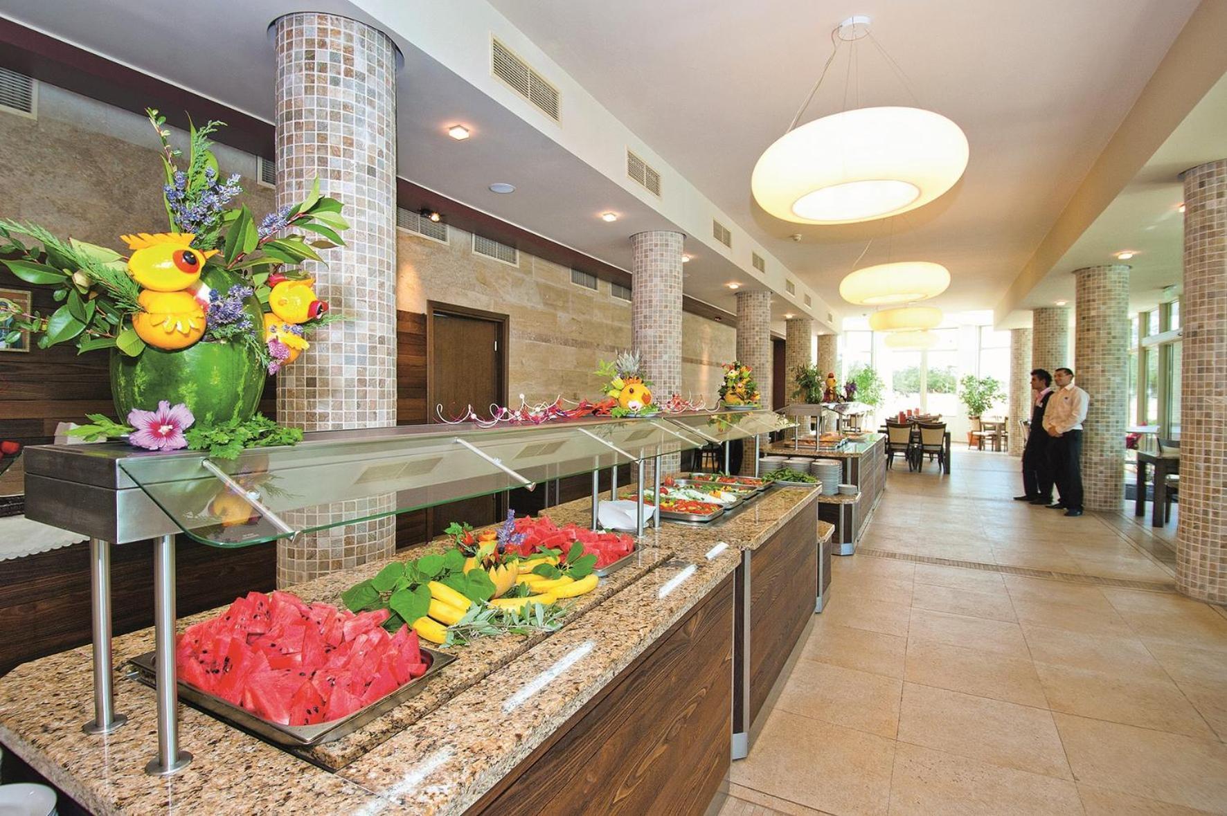 Jeravi Club Hotel