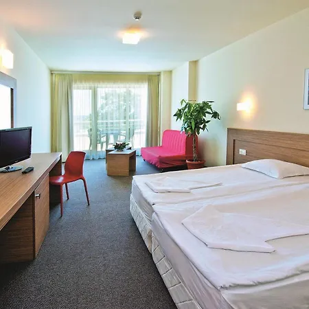 Jeravi Club Hotel Primorsko Exterior photo