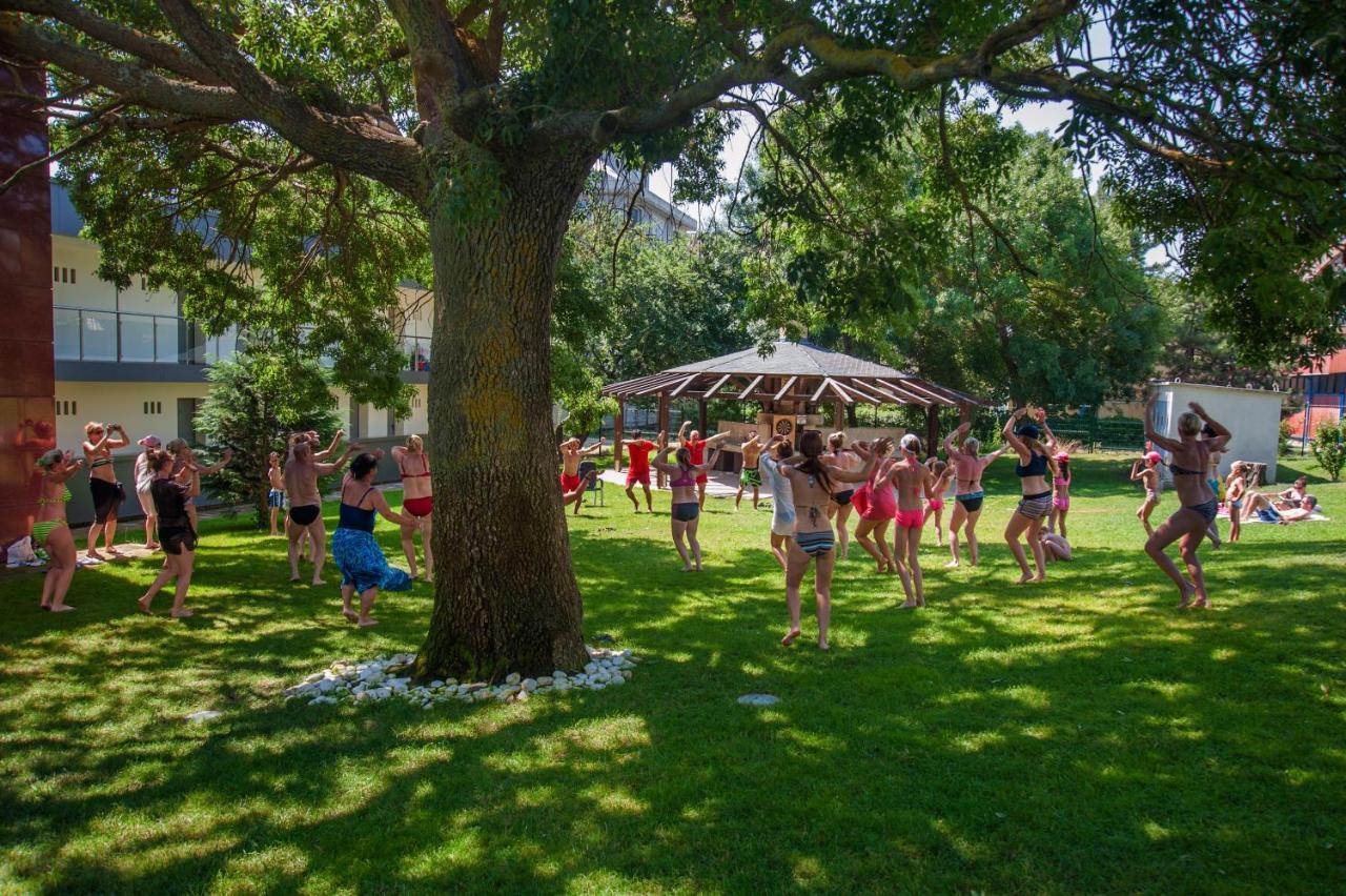 Jeravi Club 4*